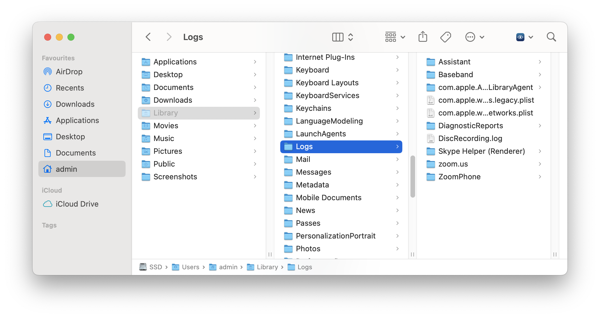 Finder window showing hidden Logs folder