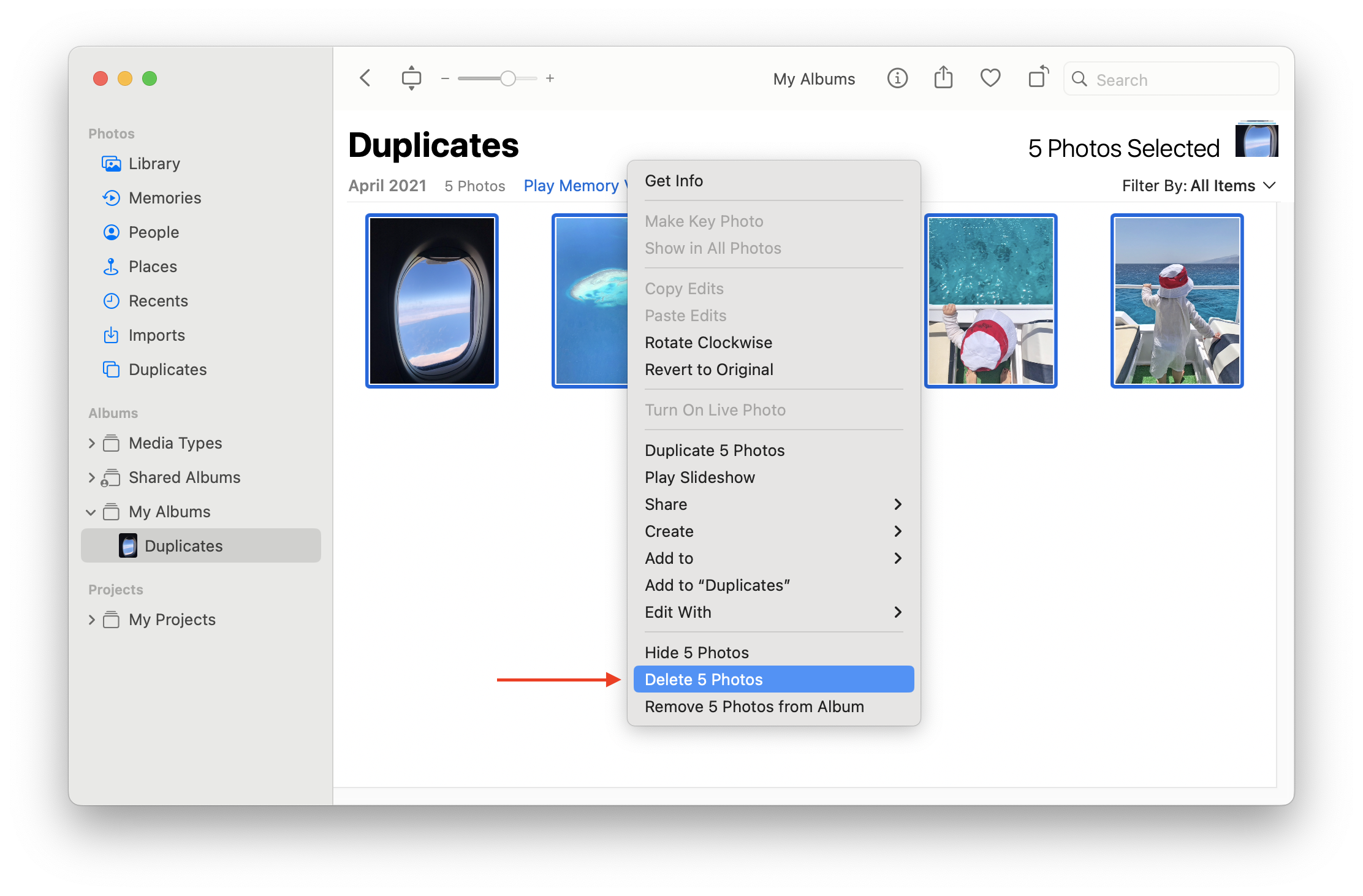 Photos app context menu with delete option selected