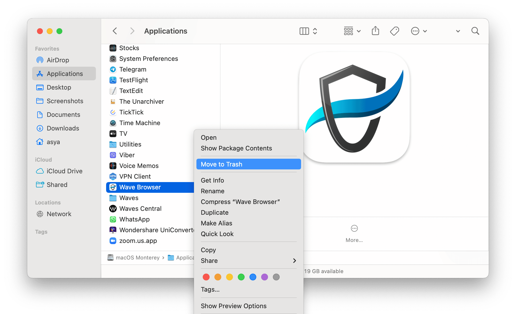 Application folder in finder showing removing apps to trash