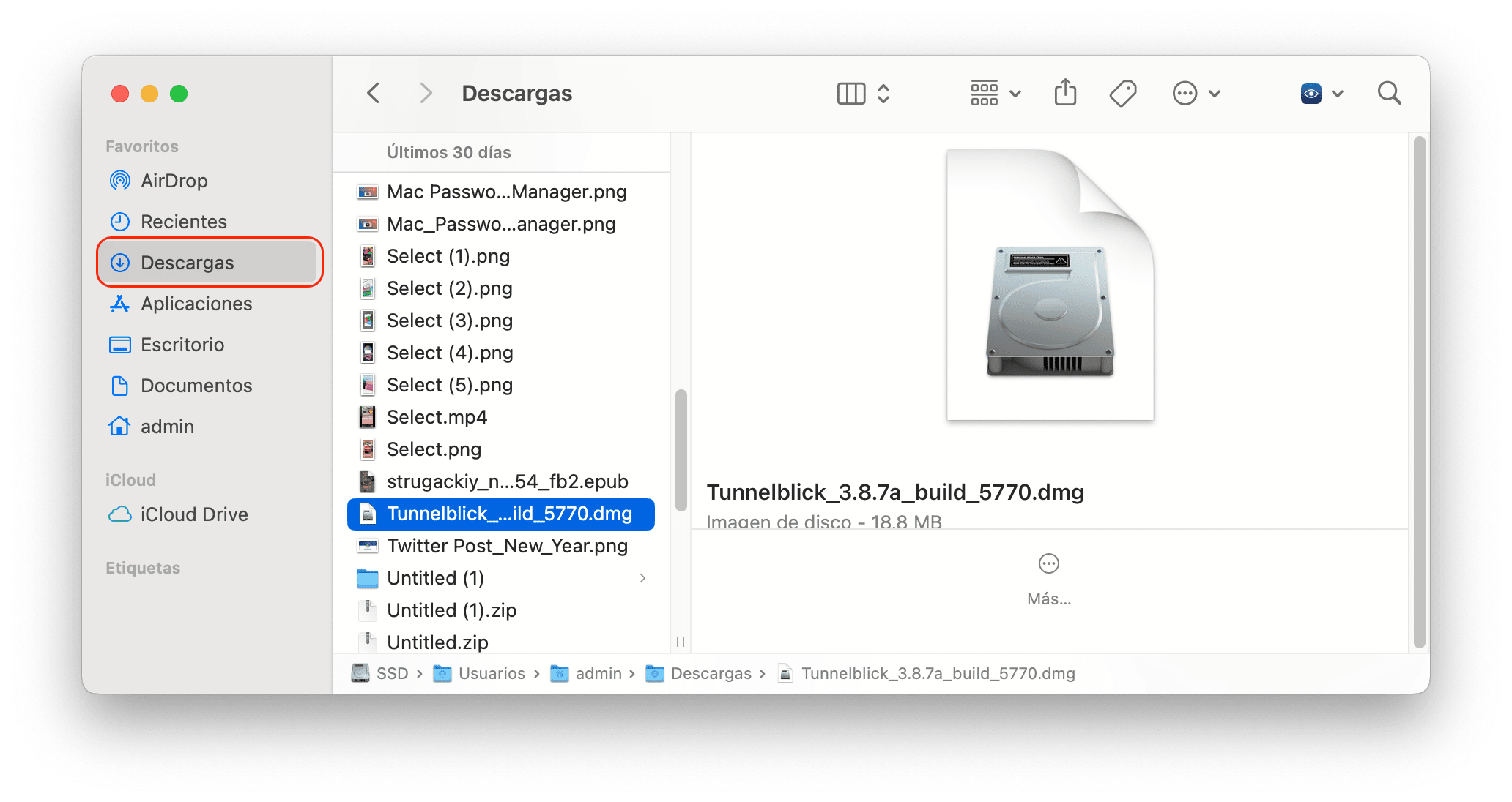 Downloads folder showing installation files on Mac
