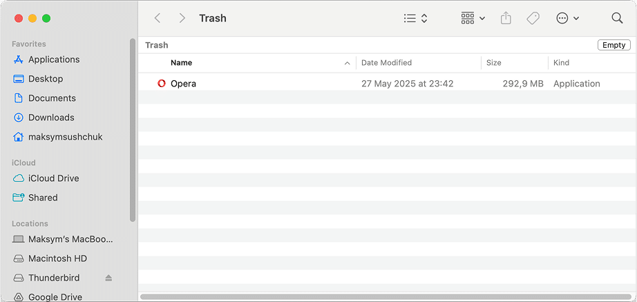 Opera processes in the Activity Monitor