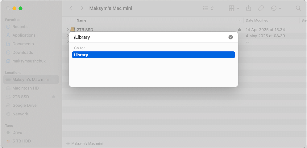 The Go to Folder dialogue in Finder