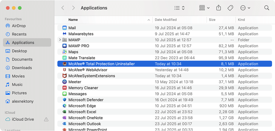 McAfee Uninstaller sits right in Applications